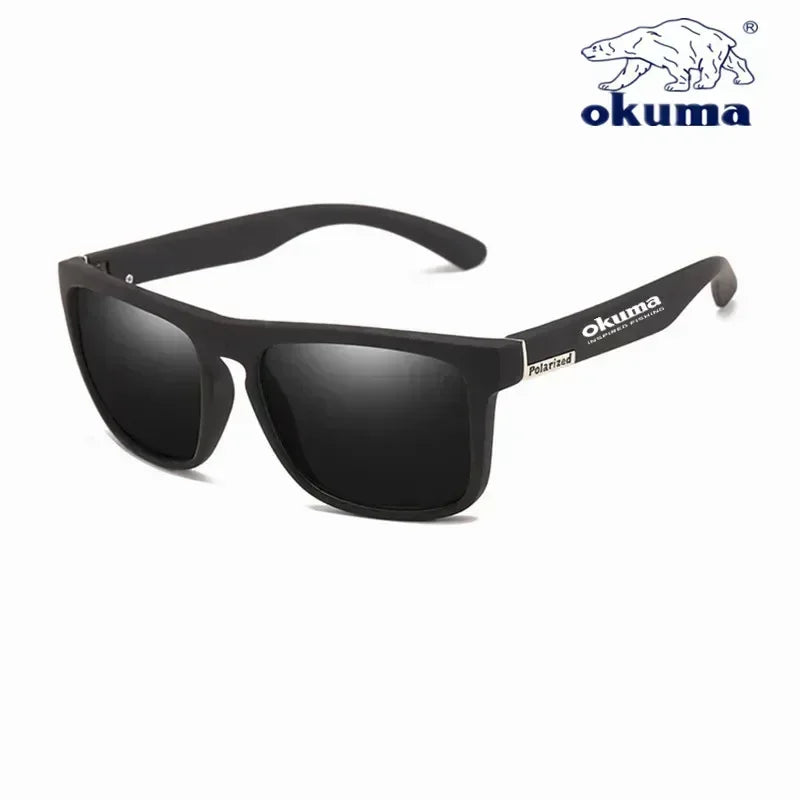 Óculos de sol polarizados Okuma UV400 oferecem proteção superior contra os raios ultravioleta, garantindo segurança ocular durante atividades ao ar livre. Seu design versátil os torna ideais para caça, pesca, condução e ciclismo, adaptando-se a diver
